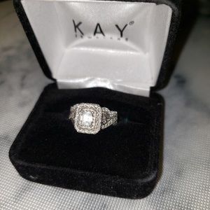 Neil Lane Engagement Ring with Weeding Band
